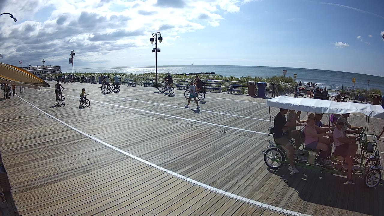 9th and Boardwalk North – Ocean City — Ocean City, NJ live camera thumbnail