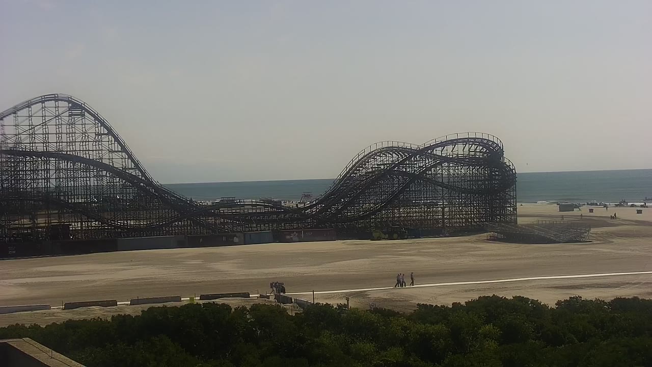 Wildwoods Convention Center – Roller Coaster Ocean View — Wildwood, NJ live camera thumbnail