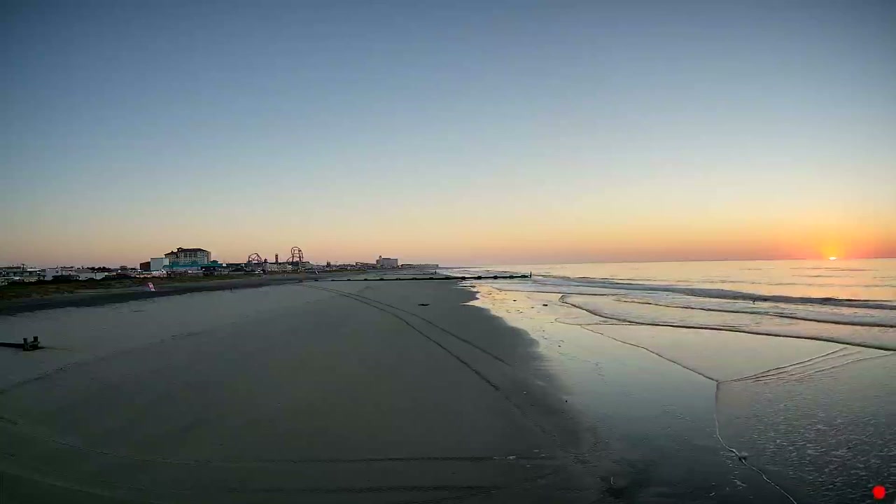 Sunrise · Tue, Oct 13 · 07:06