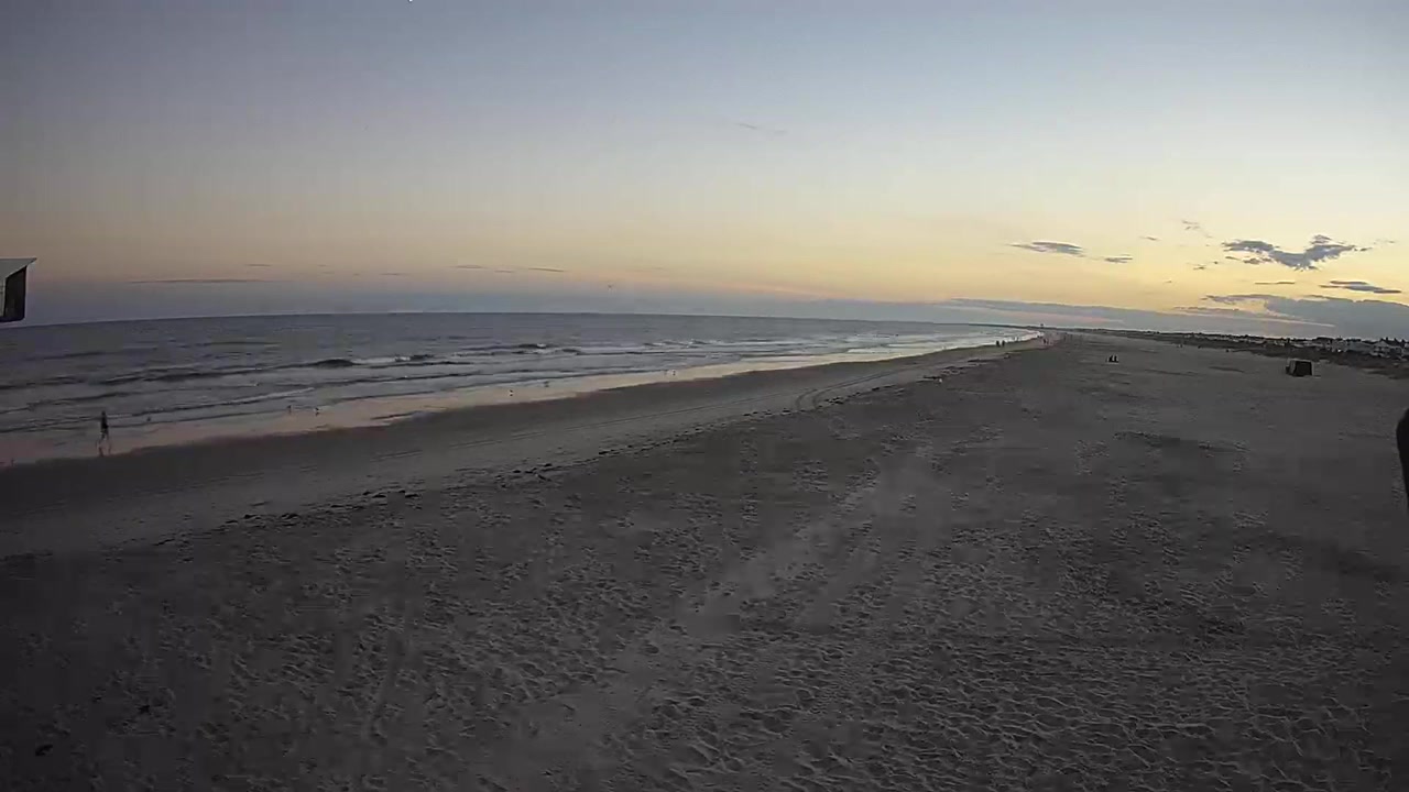 Sunset · Fri, Sep 18 · 19:04