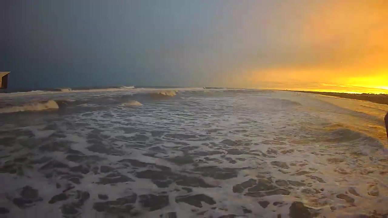 Sunset · Fri, Sep 25 · 18:52