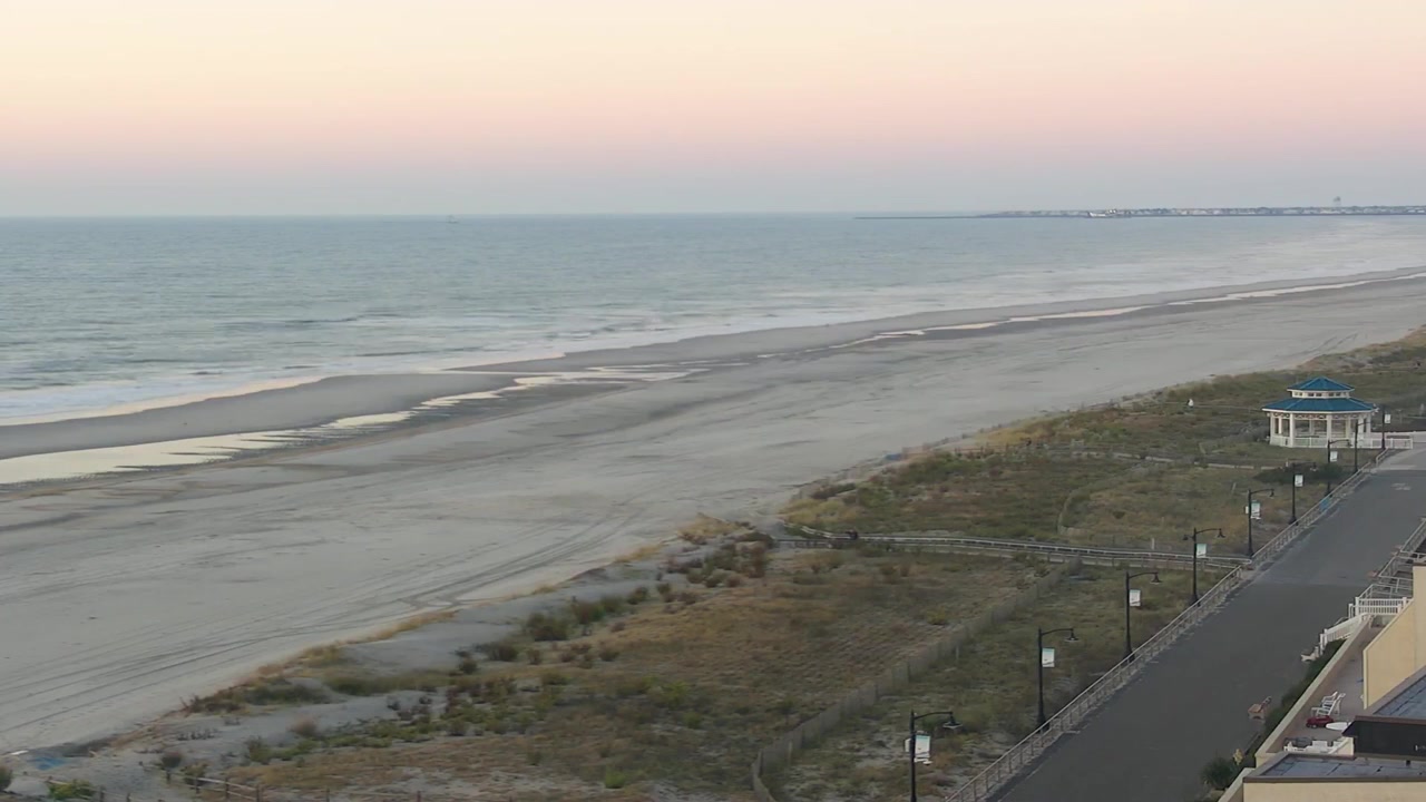 Sunrise · Fri, Oct 2 · 06:56