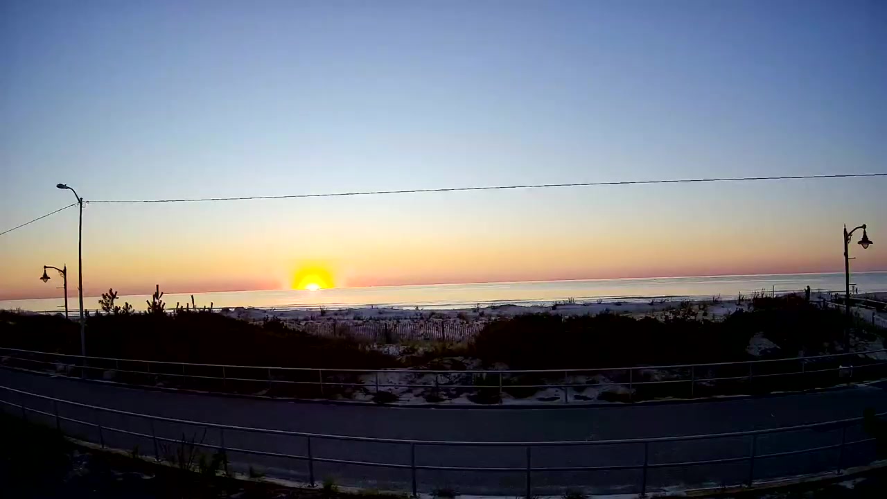Sunrise · Wed, Oct 7 · 07:00
