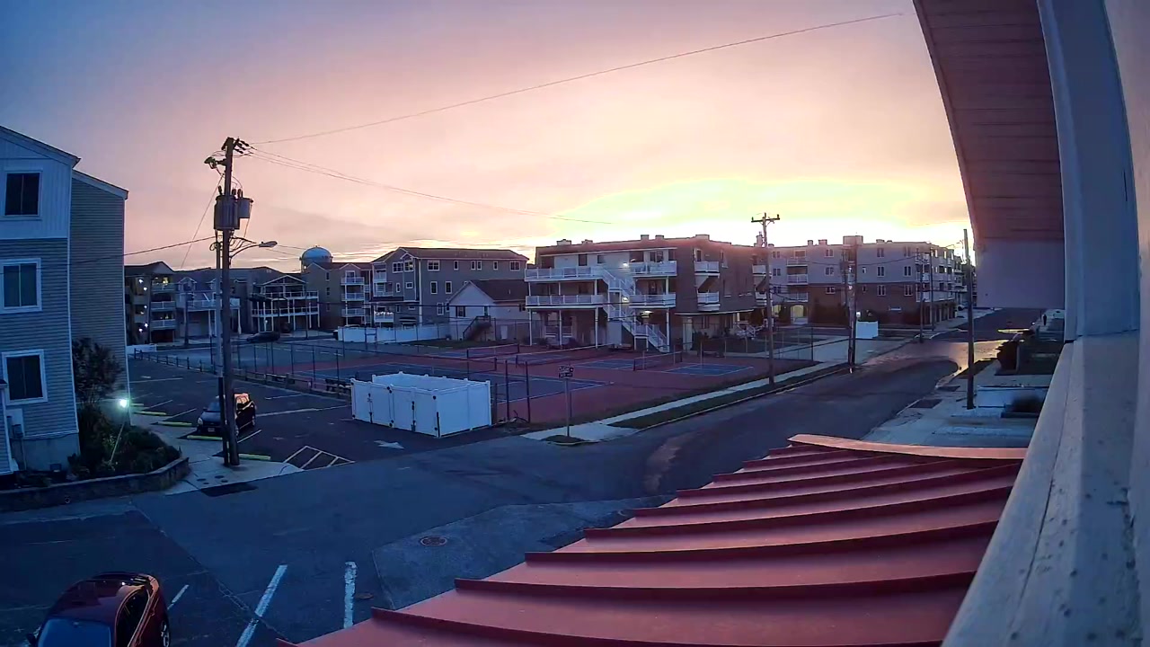 Sunset · Fri, Sep 25 · 18:52