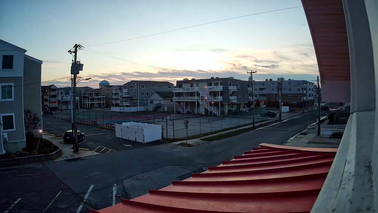 Sunset · Wed, Sep 30 · 18:44