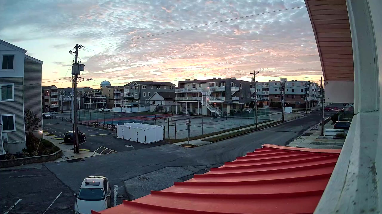 Sunset · Thu, Oct 1 · 18:42