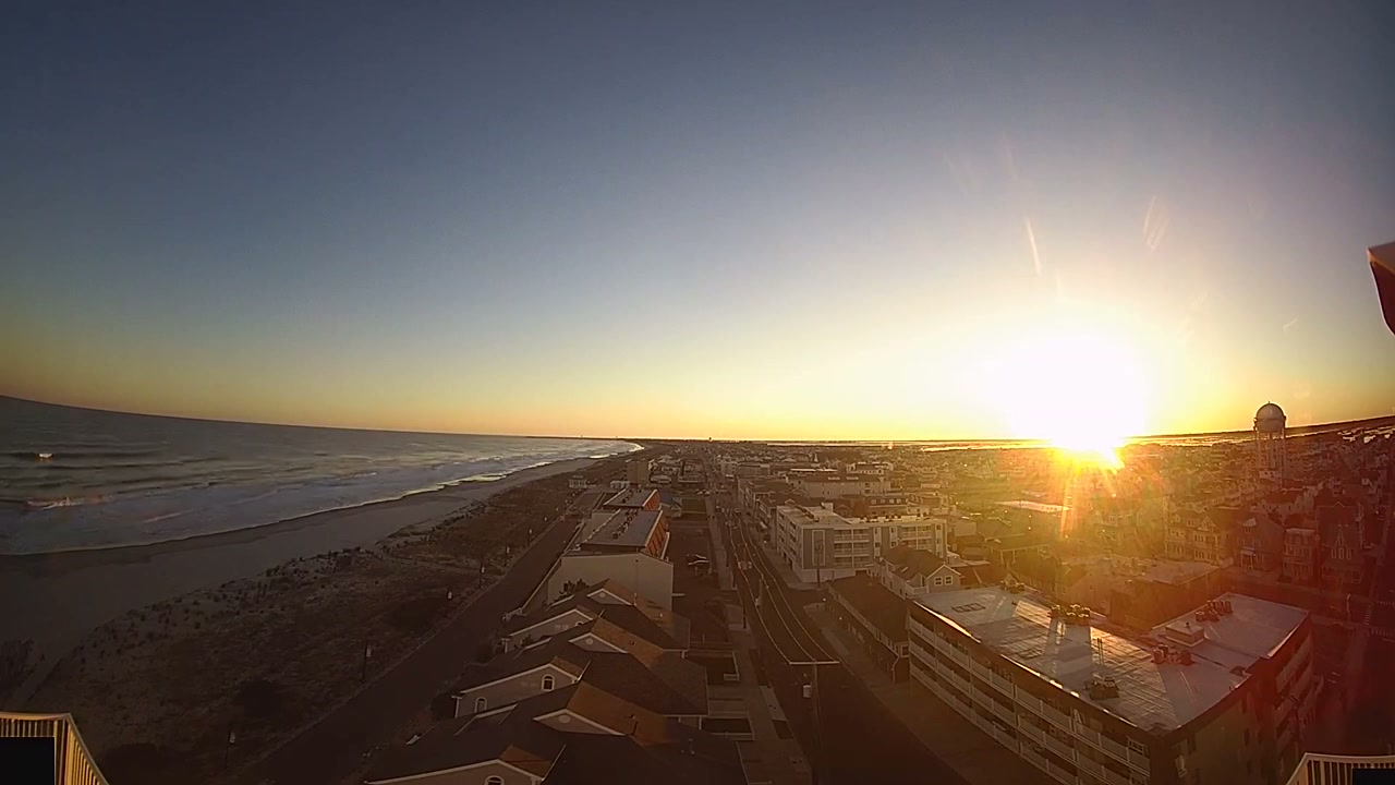Sunset · Thu, Oct 22 · 18:11
